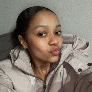 Meet your Posher, Kaylen